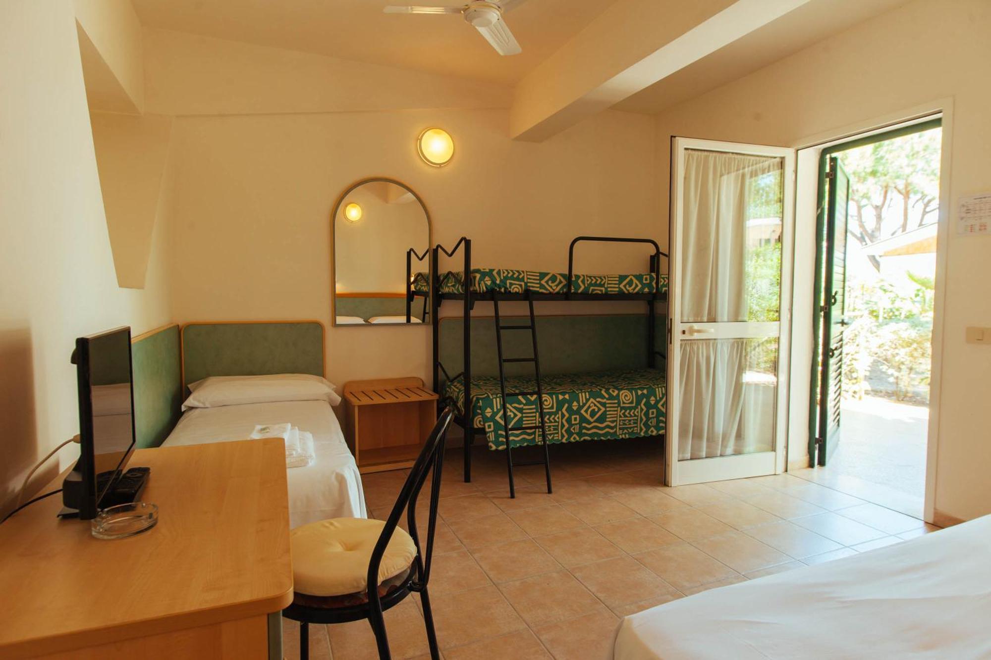 Hotel Perrozzi Vasto Ruang foto